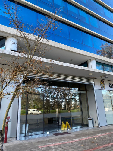 Venta / Arriendo Oficina 2 Privados A. Bello Con M. Montt