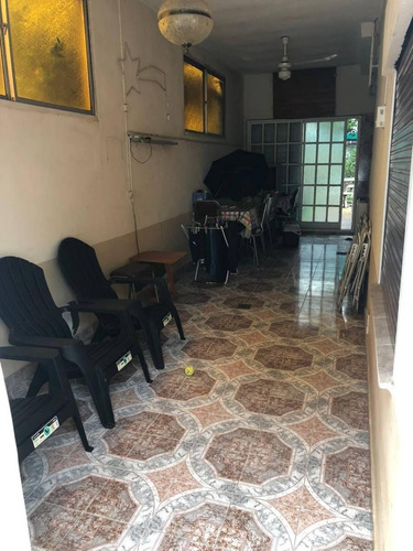 Imagen 8 de 14 de Venta Casa 3 Amb En Moron. - Falucho 764