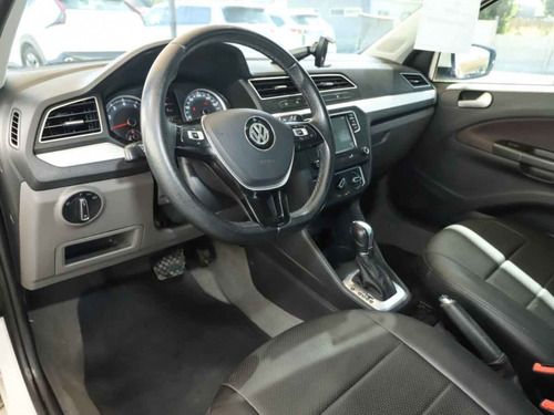 Volkswagen Voyage 1.6 2021