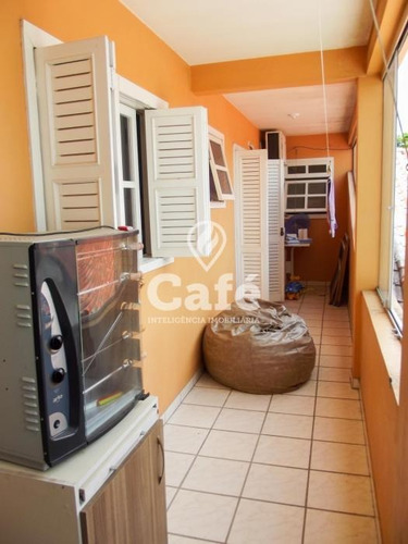 Imagem 10 de 30 de Casa Residencial 6 Dormitórios - Urlândia, Santa Maria / Rio Grande Do Sul - 0980