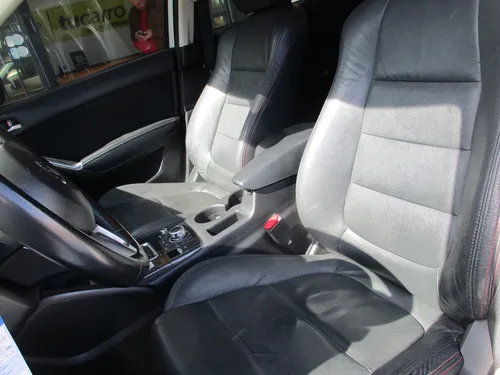 Mazda CX-5 TOURING 4X2 2000CC AT AA
