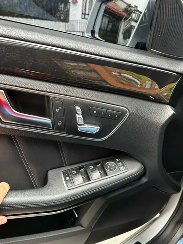 Automóvil En Perfecto Estado