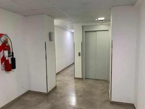 Venta De Dto 3 Ambientes En El Edificio Newen
