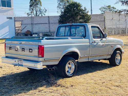 Ford F-250 Xlt