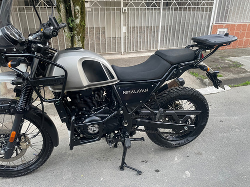 Himalayan 411 Modelo 2022 Se Encuentra Al Día