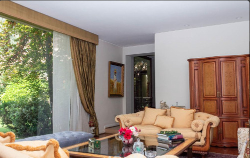 Gran Casa En Venta De 5d-8b En Las Condes