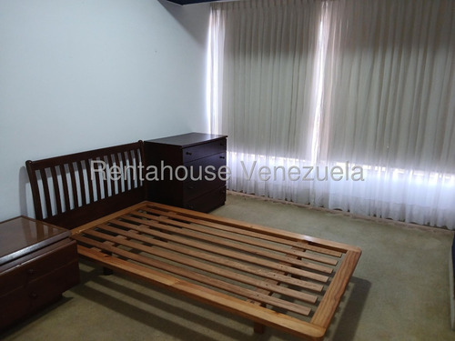 Apartamento En Alquiler En La Alameda 25-18038 As