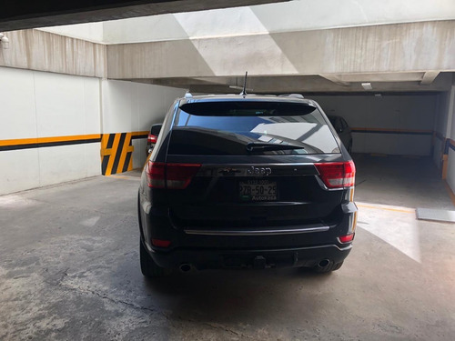 Imagen 2 de 5 de Grand Cherokee Overland 2011 Remato