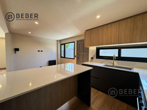 Venta Ph 3 Ambientes Con Patio Y Pileta, Parque Luro, Mar Del Plata