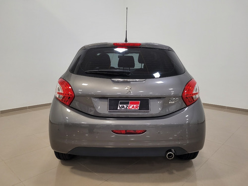 Imagen 5 de 8 de Peugeot 208
