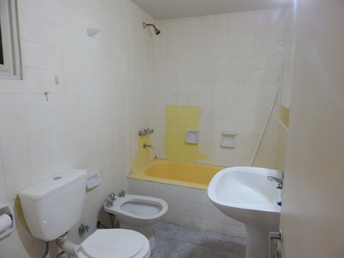 Imagen 30 de 30 de Depto 2 Amb En Duplex C/patio Palermo A Reciclar