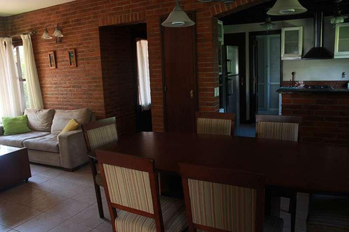Excelente Casa A La Venta En Barrio San Jorge Village.