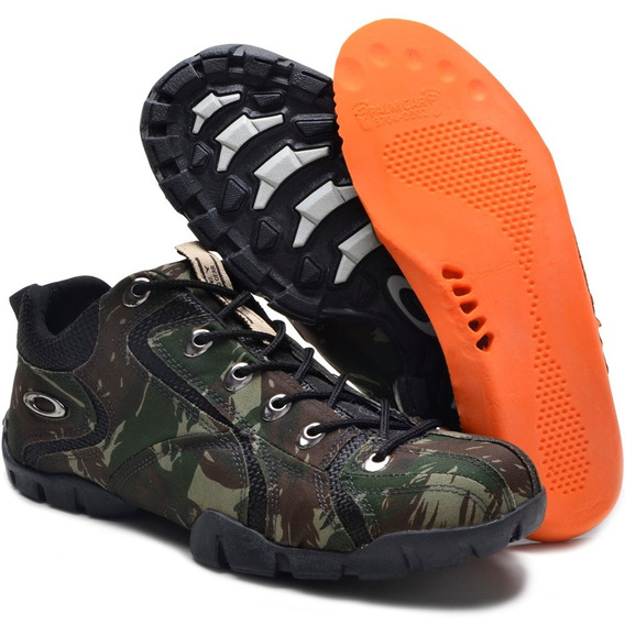 bota oakley flak camuflado