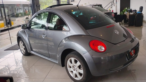Volkswagen New Beetle 2.0 3p Automática