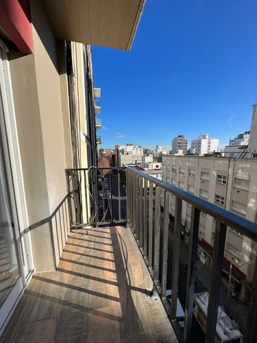 Imagen 8 de 19 de Departamento De 3 Ambientes A La Calle C/ Balcon Y Cochera