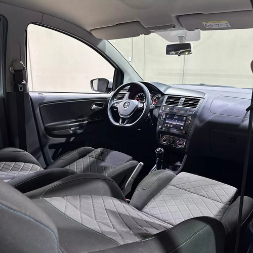Volkswagen Suran 1.6 Highline