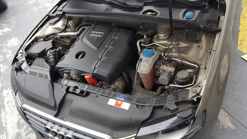 Imagen 6 de 12 de Audi A4 1.8 Tfsi Manual