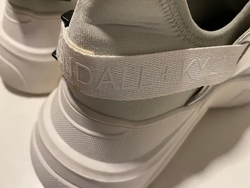 Zapatillas Importadas Kendall And Kyllie By Kardashian