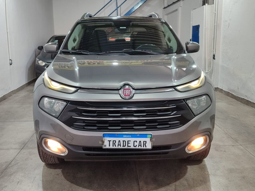 Fiat Toro 2.4 16v Freedom Road Flex 4x2 Aut. 4p