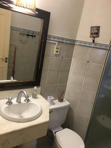 Venta De Hermosa Casa En Playa Brava-punta Del Este