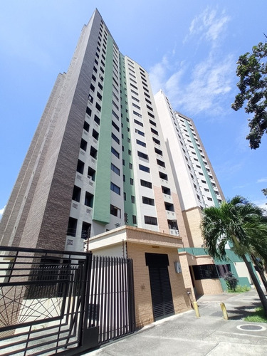 Hermanas Mota Y Sy Group Venden Apartamento Puerto Alegre Valles De Camoruco Planta Y Pozo Piso Alto