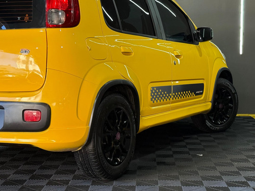 Fiat Uno EVO SPORTING 1.4 EVO Fire Flex 8V 4p