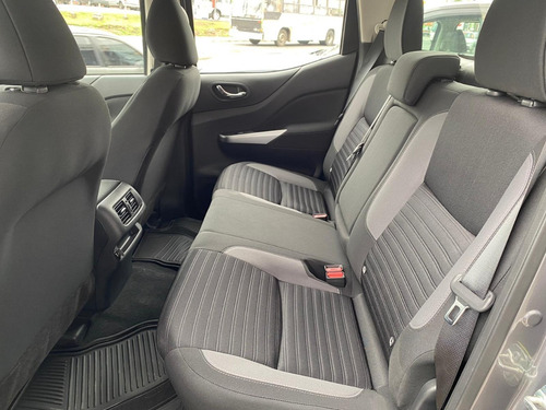 Nissan Np300 Frontier 2.5 Xe 4x4 Diesel Automatica