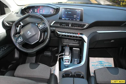 Peugeot 3008 1.6 ALLURE TP