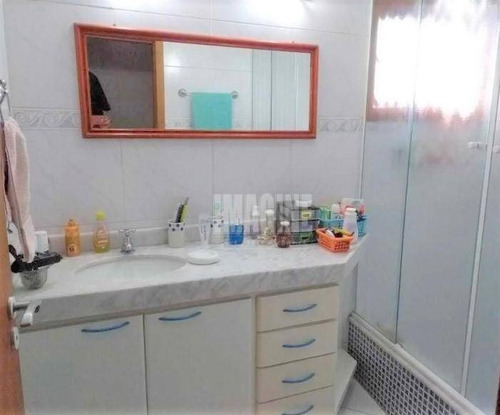 Sobrado No Tatuapé Com 3 Dorms Sendo 2 Suítes, 4 Vagas, 220m² - So0803