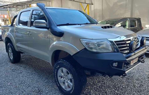 Imagen 6 de 8 de Toyota Hilux Automática
