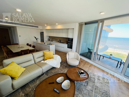Venta : Apartamento 2 Dormitorios Torre Trump Playa Brava Punta Del Este