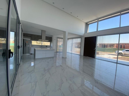 Imagen 4 de 24 de Casa En Alquiler Ubicado En San Vicente, G.b.a. Zona Sur