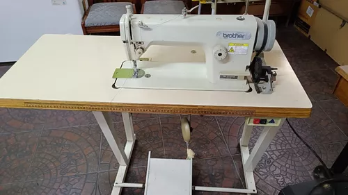 Máquinas de coser industriales Brother, rectas, overlock y más