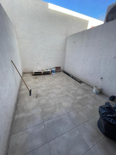 Imagen 9 de 10 de Local En Villa Luzuriaga En Inmejorable Ubicacion
