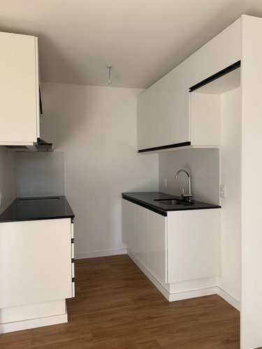 Imagen 6 de 14 de Venta 1 Dorm Con Parrillero En Verdi Plaza