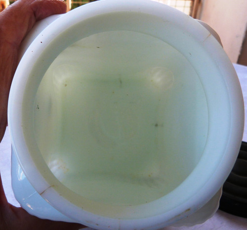 Monijor62-antiguo Frasco Opalina Dulce De Leche,tapa C/averi (Usado)