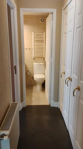 Amplio 3 Dormitorios, 2 En Suite, Quincho, Piscina Temperada