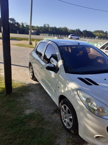Peugeot 207 Compact