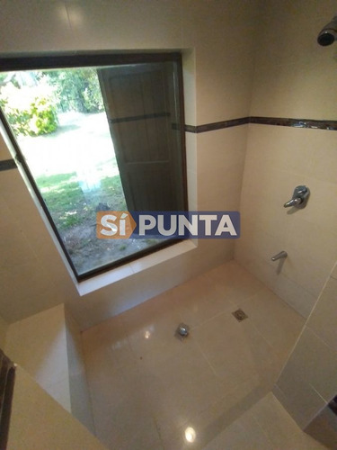 Imagen 13 de 30 de Zona De San Rafael Próximo A Punta Shopping