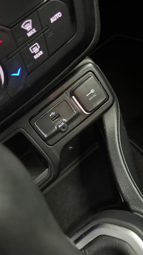 Jeep Renegade 1.8 Longitude Flex Aut. 5p