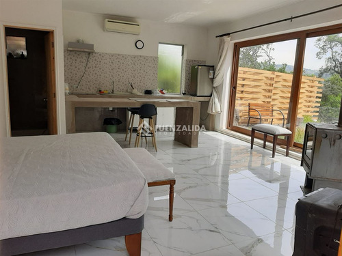 Sitio En Venta Con Casa En Construccion En El Arrayan