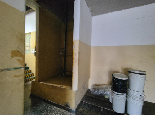 Imagen 15 de 16 de Venta Galpón De 500 Mts, Con Oficinas En Lomas Del Mirador