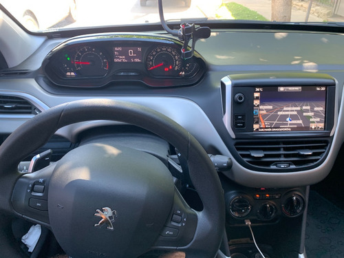 Peugeot 2008 1.6 Allure - Automático - 2017