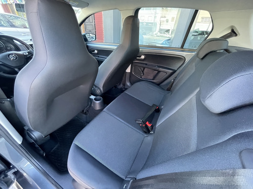 Volkswagen Up! 1.0 High Up! 75cv 5 p