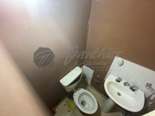 Imagen 13 de 29 de Edificio En Venta En Campana: Castilla 380