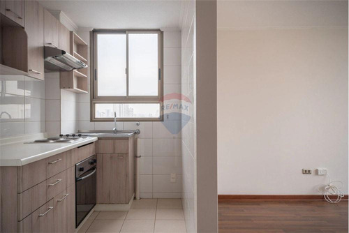 Departamento En Venta 1d+1b, Comuna De Santiago 