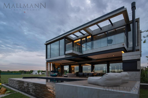 Casa En Pilará I Mallmann Propiedades