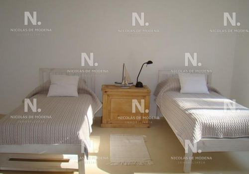 Casa En Laguna Blanca Punta Del Este En Venta- Ref: 4600