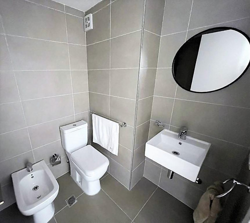 Apartamento De 2 Dormitorios En Maldonado Y Florida