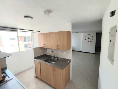 Apartamento En Venta En Envigado Señorial A Una Cuadra De La Av El Pob